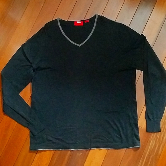 Hugo boss sweater